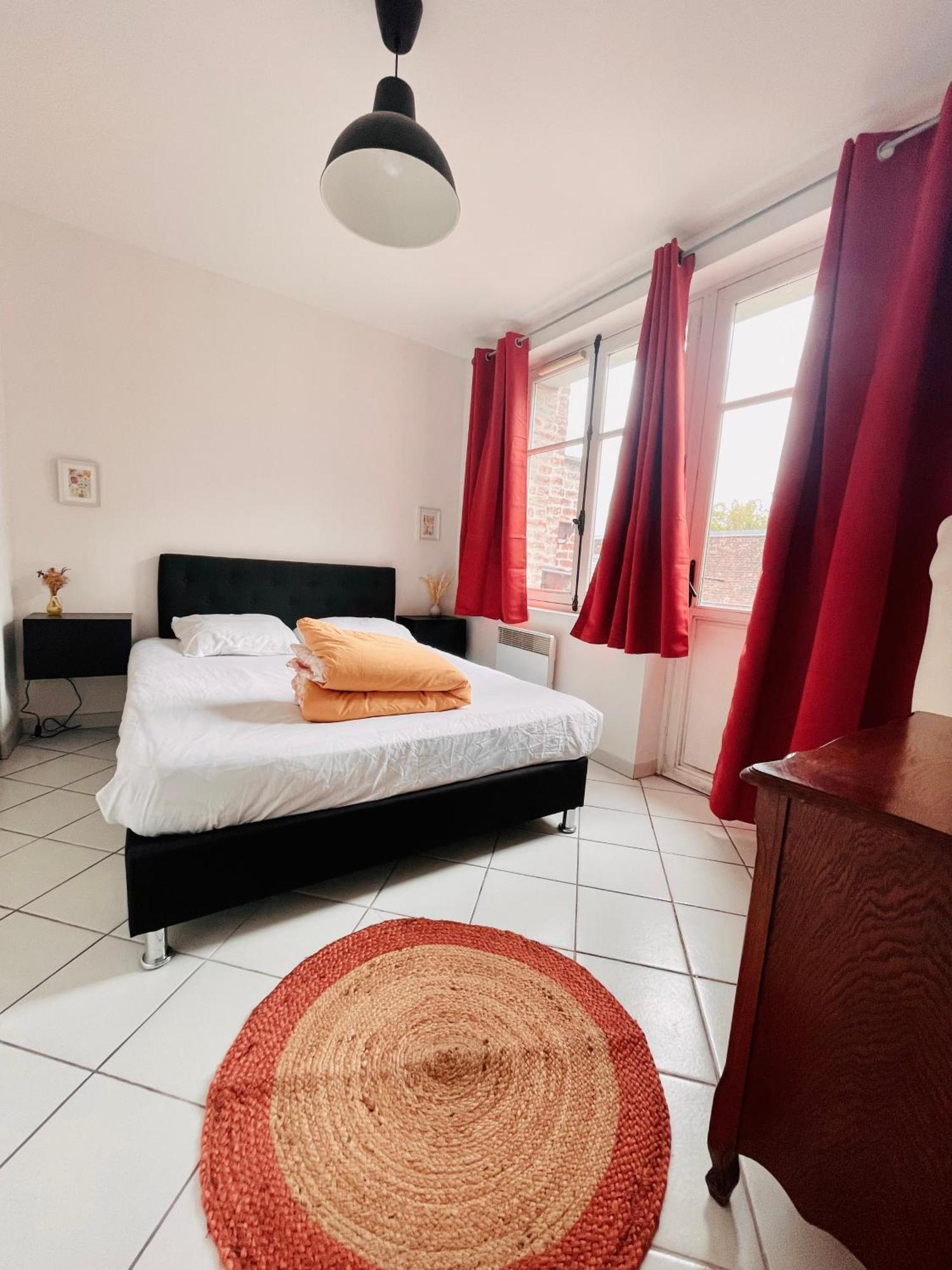 Ferienwohnung Chez Armando - Lille Centre Avec Option Parking Exterior foto